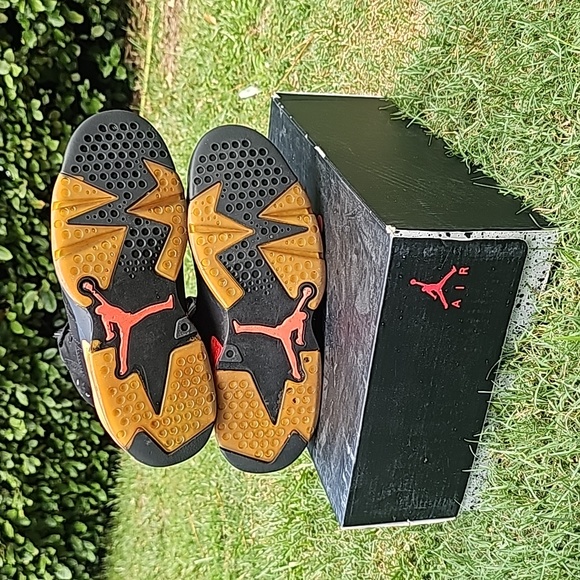 Jordan retro 6 Infrared size 9 - Picture 5 of 6